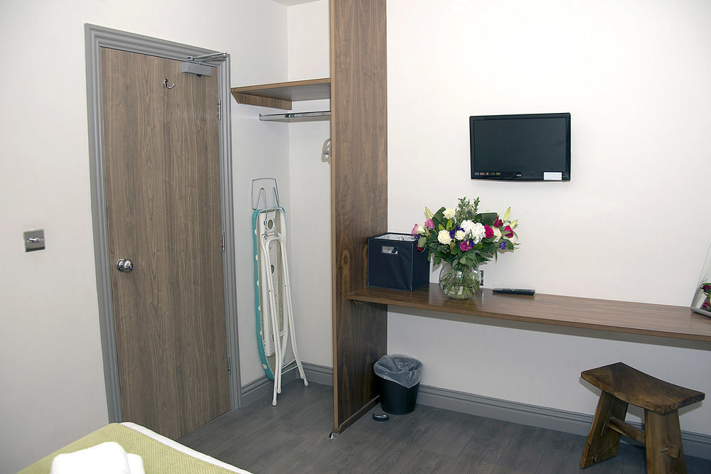 Base Serviced Apartments - City Road Chester Esterno foto